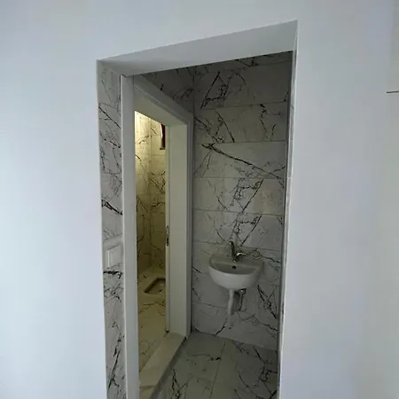 Fanus Cafe Konaklama & Restorant Apartment